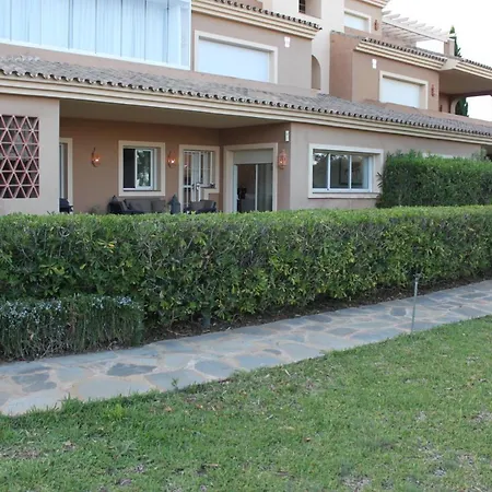 Elegant And Spacious Garden With Beautiful Views * Ojén