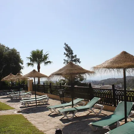 Elegant And Spacious Garden With Beautiful Views * Ojén