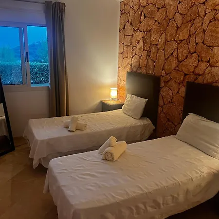 Apartment Elegant And Spacious Garden With Beautiful Views Ojén